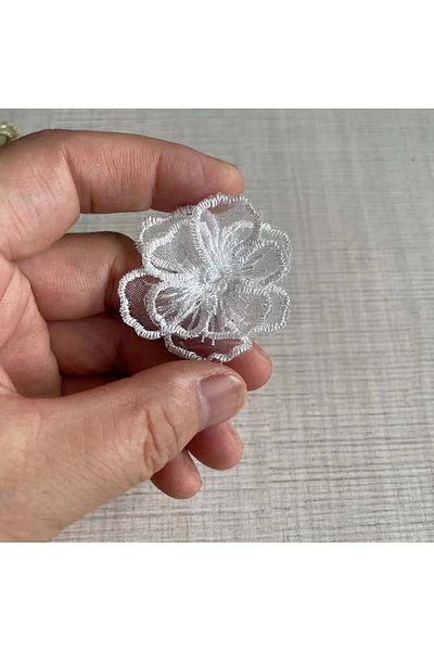 Choice White 16pcs/4cm White,gold 3d Floral Flowers Embroidered Sew On Patch,organza Clothes Rose Lace Appl