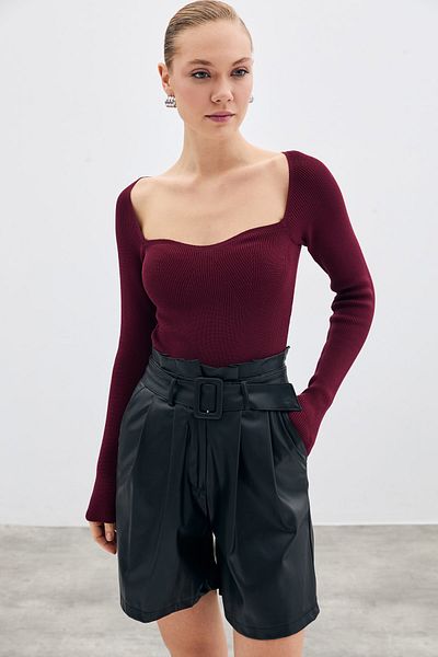 Sateen Heart Collar Knitwear Blouse - Claret Red