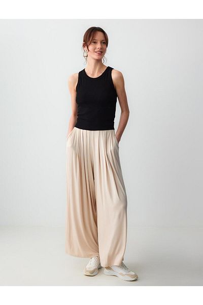Jimmy Key Light Beige Loose Knitted Trousers