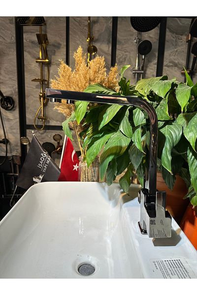 İSAOĞLU YAPI Smoked Gray Square Brass - Purified Kitchen Faucet