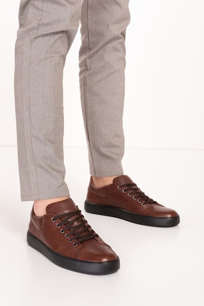 Gondol Чоловічі шкіряні зручні кросівки на плоскій підошві Tx.7660