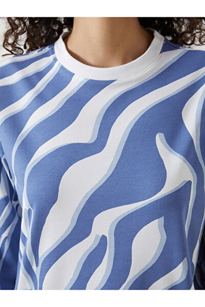 LC Waikiki Bisiklet Yaka Desenli Kadın Sweatshirt Tunik