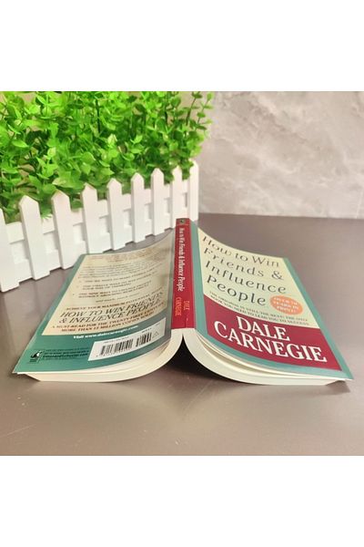 Choice How To Win Friends & Influence People By Dale Carnegie Interpersonal Communication Skills Self-im...