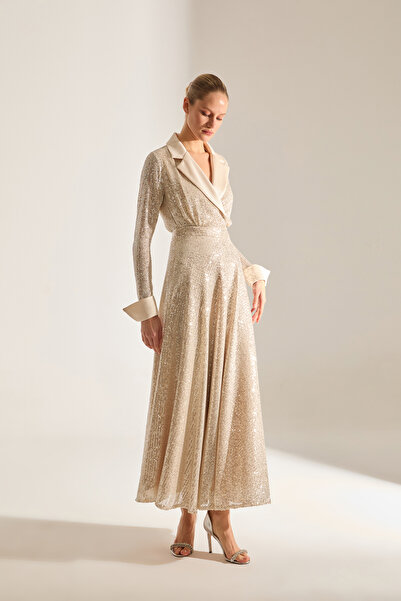 BETTY & SAM ARLON PAYET KRUVAZE YAKA DORE GECE ELBİSESİ