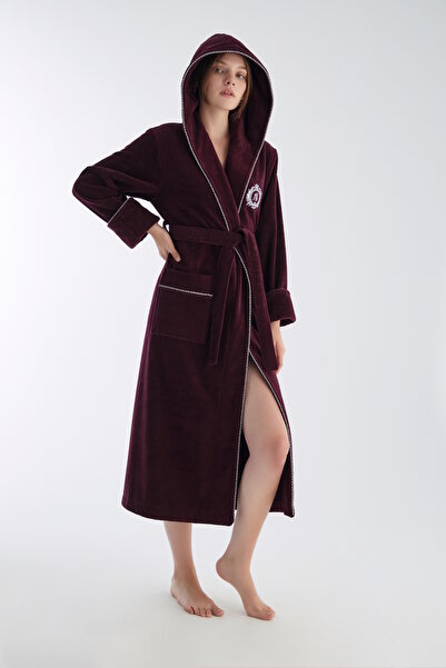 Nuşa Hooded Embroidered Bamboo (Antibacterial) Cotton Bathrobe