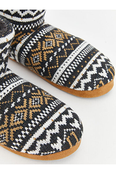 LC Waikiki Ανδρικές μπότες για το σπίτι με μικτά κεντήματα