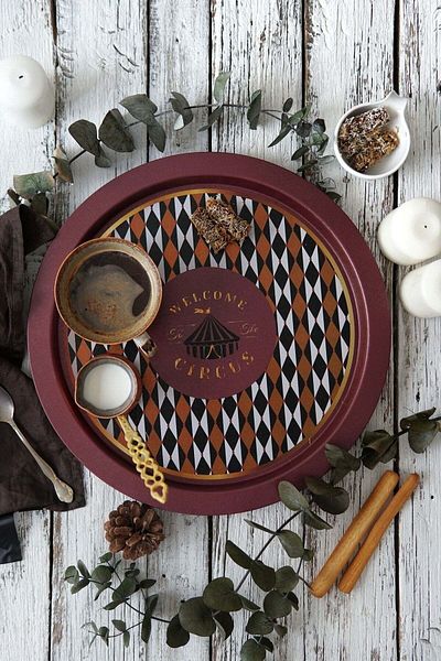 Hesaplı Kasa Festive Patterned Round Metal Tray, 37 cm