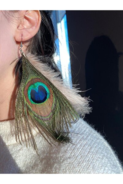 Puledro أقراط من ريش الطاووس الطبيعي مرصعة بدقة، إكسسوار نسائي لافتة للنظر بتصميم عصري وأنيق