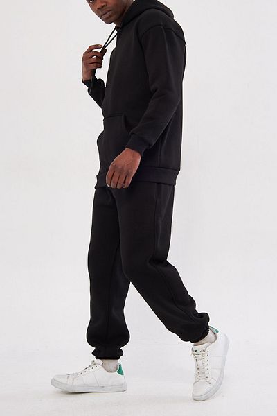 ruNadeS Men's Relaxed Fit Kangaroo Pocket Sweatpants Set - Home Wear