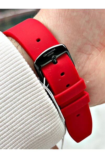 Lee Cooper Özel Tasarım 5 Atm Su Geçirmez Silikon Kordon Erkek Kol Saati