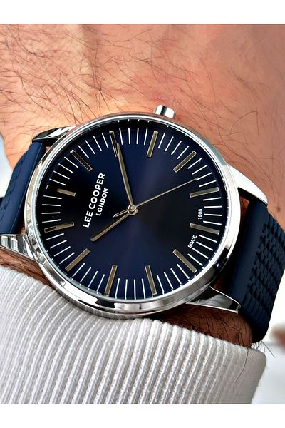 Lee Cooper Custom Design Navy Blue Color Silicone Band Men's Wrist Watch 7715.399