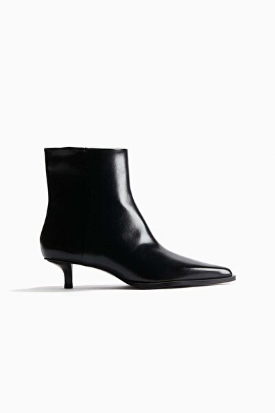 H&M Pointed ankle boots