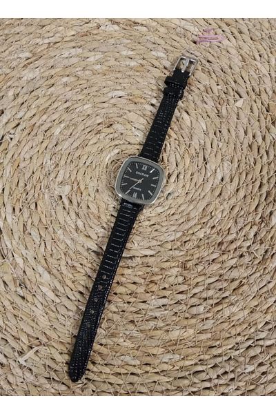 Brality Retro Minimal Vintage Women's Wristwatch Oval Model... Silver Case... Black Dial.. Black Cord...0099