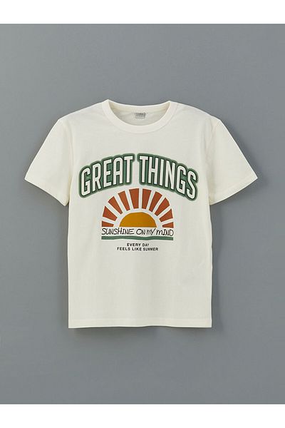 LC Waikiki Create Your Style from Uzg Store |   Ecru Crew Neck Boys T-Shirt and Shorts