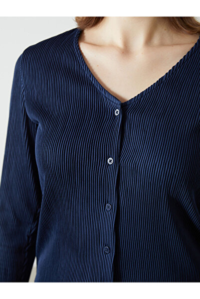 LC Waikiki LCWAIKIKI Classic Lacivert V Yaka Kadın Hırka