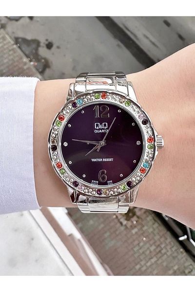 Q&Q Women's Metal Band Wristwatch