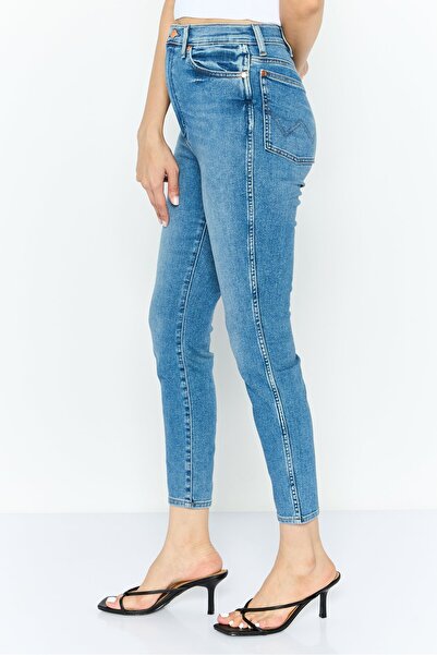 WRANGLER Women Regular Fit High Rise Straight Leg Jeans, Blue