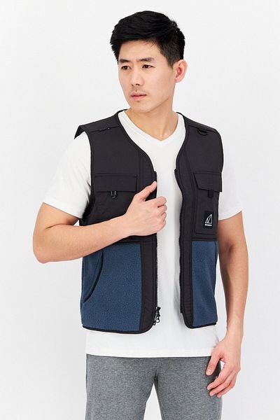 New Balance Men Sportswear Fit Sleeveless Outdoor Vest, Black