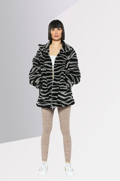 adidas Women Sportswear Fit Outdoor Jacket, Black