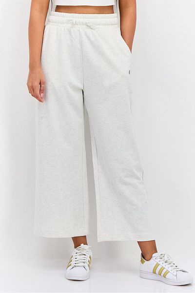 SKECHERS Women Sportswear Fit Outdoor Sweatpants, Light Grey