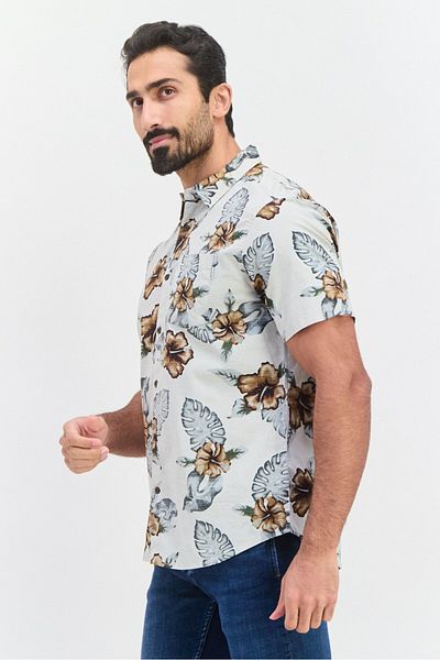 Hurley Men Regular Fit Floral Print Short Sleeve Casual Shirt, White Combo