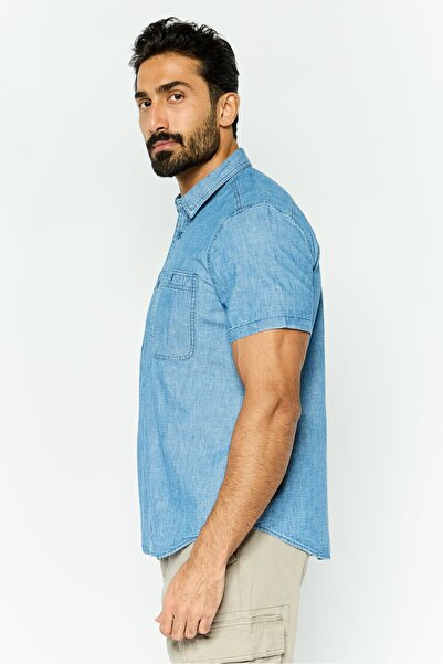 GAP Men Regular Fit Solid Short Sleeves Casual Shirt, Blue