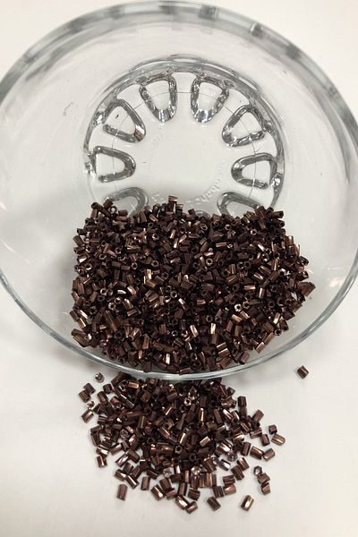 Hayalperest boncuk Χάντρες κοπής με επίστρωση καφέ (2-2,5mm)