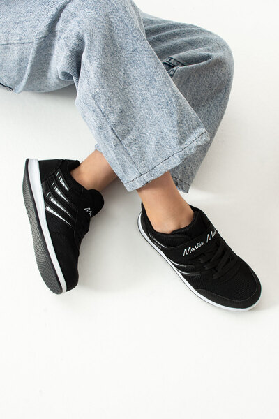 WEBORN Çocuk Bağcıklı Siyah Beyaz Tek Cırtlı Esnek Hafif Nefes Alabilen Rahat Fileli Sneaker Spor Ayakkabı