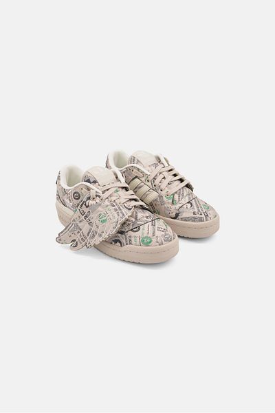 adidas Kids Unisex JS Forum Money Lo Lace Up Basketball Shoes, Light Tan Combo