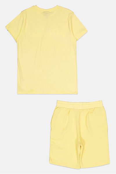 Ellesse طقم ملابس أطفال للأولاد مكون من قطعتين من تي شيرت وشورت بشعار العلامة التجارية، لون أصفر ليموني