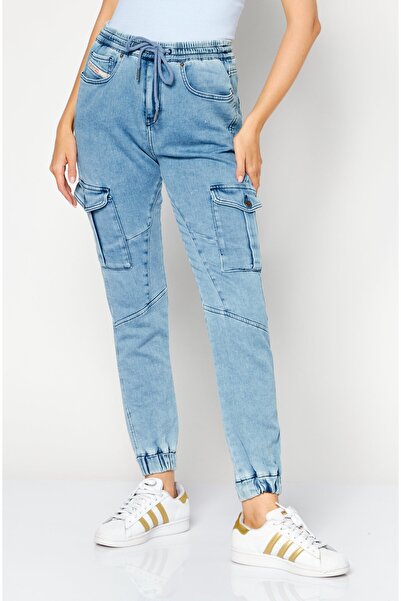 Diesel بنطلون جينز نسائي قابل للتمدد بقصّة عادية، أزرق