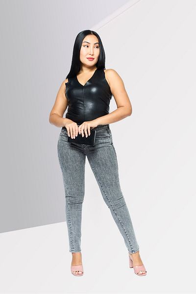 Diesel Women Regular Fit Wash Stretchable Denim Jeans, Washed Grey