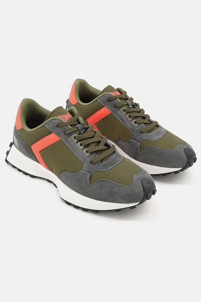 Tapout Men Brand Logo Lace Up Sports Shoes, Green