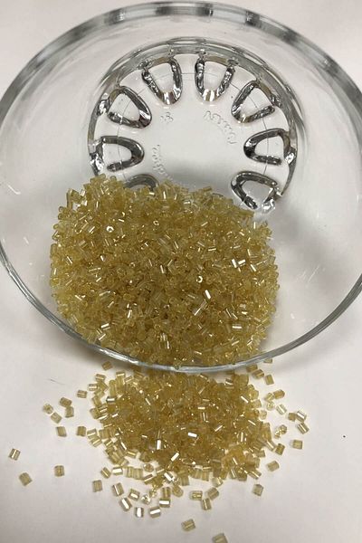 Hayalperest boncuk Αρχαίες κίτρινες χάντρες κοπής (2-2,5 mm)