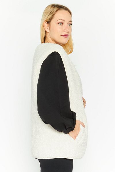 Bagatelle Women Regular Fit Faux Fur Vest, Cream