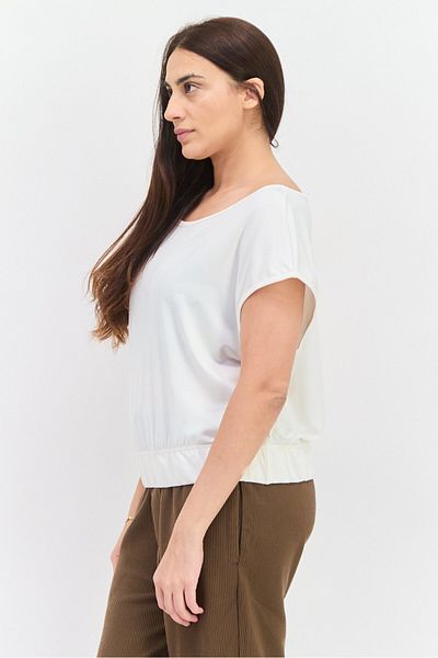 Asics Women Relax Fit Short Sleeve Outdoor Top, Ivory