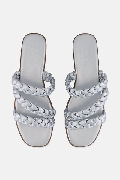 XOXO Women Slip On Flats, Silver