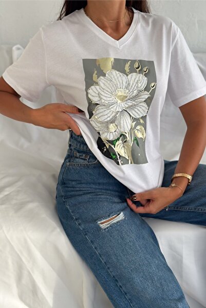 FEMELLE Women's White V-Neck Plus Size Flower Pattern Sequin Sequin Embroidered 100% Cotton Plus Size T-Shirt