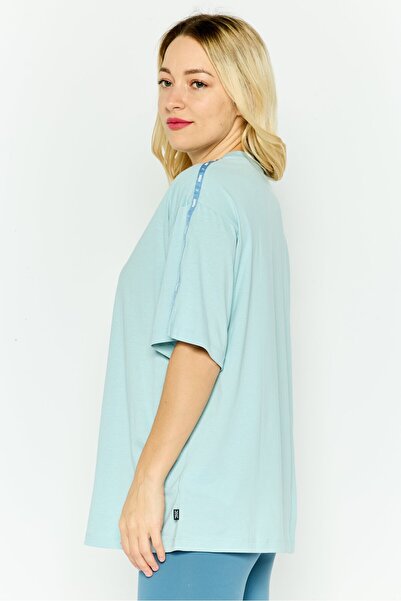 Puma Women Relaxed Fit Short Sleeve Outdoor T-Shirt, Turquoise