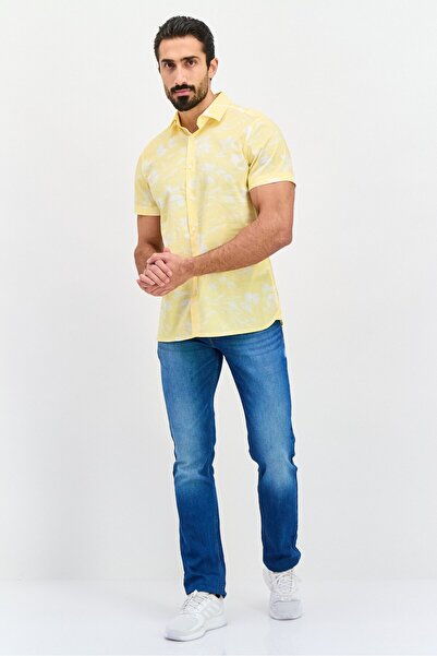 Perry Ellis Men Stretch Fit Short Sleeves Allover Printed Casual Shirt, Yellow Combo