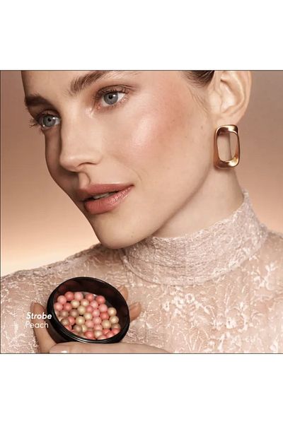 Oriflame Giordani Gold Bronzing Vegan Blush with Hyaluronic Acid and Youth Reveal Serum