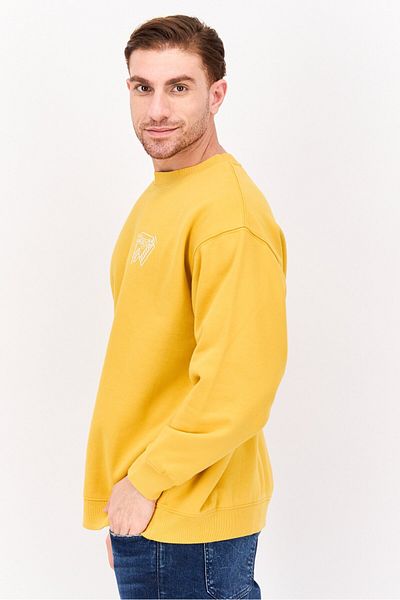 WRANGLER Men Crew Neck Long Sleeve Graphic Sweatshirt, Yellow