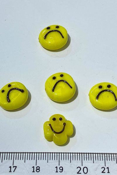 Hayalperest boncuk Yellow Murano Glass Bead Emoji 1 Piece
