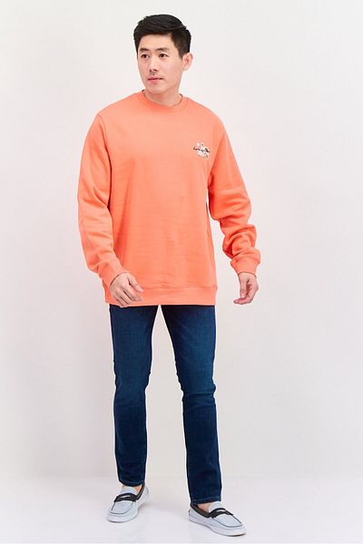 Lyle & Scott Men Crew Neck Long Sleeve Graphic Sweatshirt, Orange Combo