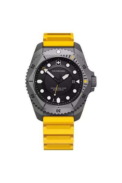 Victorinox Mens Watch 241992, Quartz, 43mm, 30atm