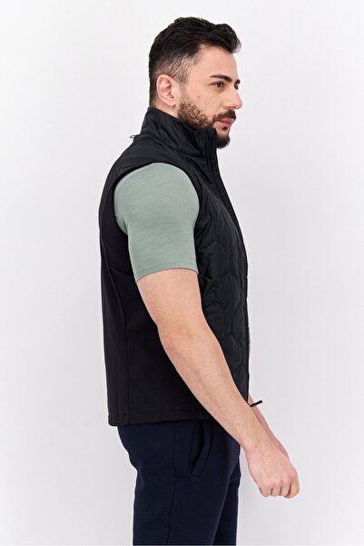 Brooks Men Sportswear Fit Sleeveless Training Vest Jacket, Black