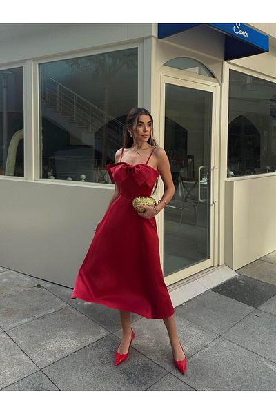 conconmoda Rochie Midi Atlas cu bretele cu detaliu panglică Minel