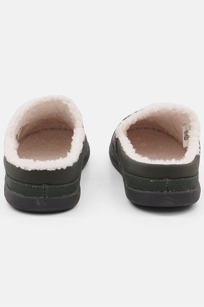 Toms كادين ينزلق على كامو تيرليكلر، كويو يسيل كومبو