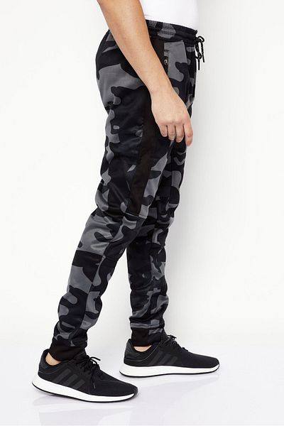 Burnside Men Drawstring Camouflage Sweatpants, Black Combo