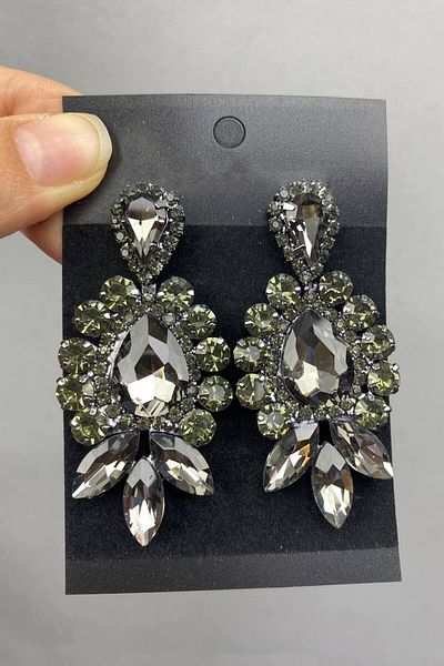 Hayalperest boncuk Black Background Shuttle Stone Earrings